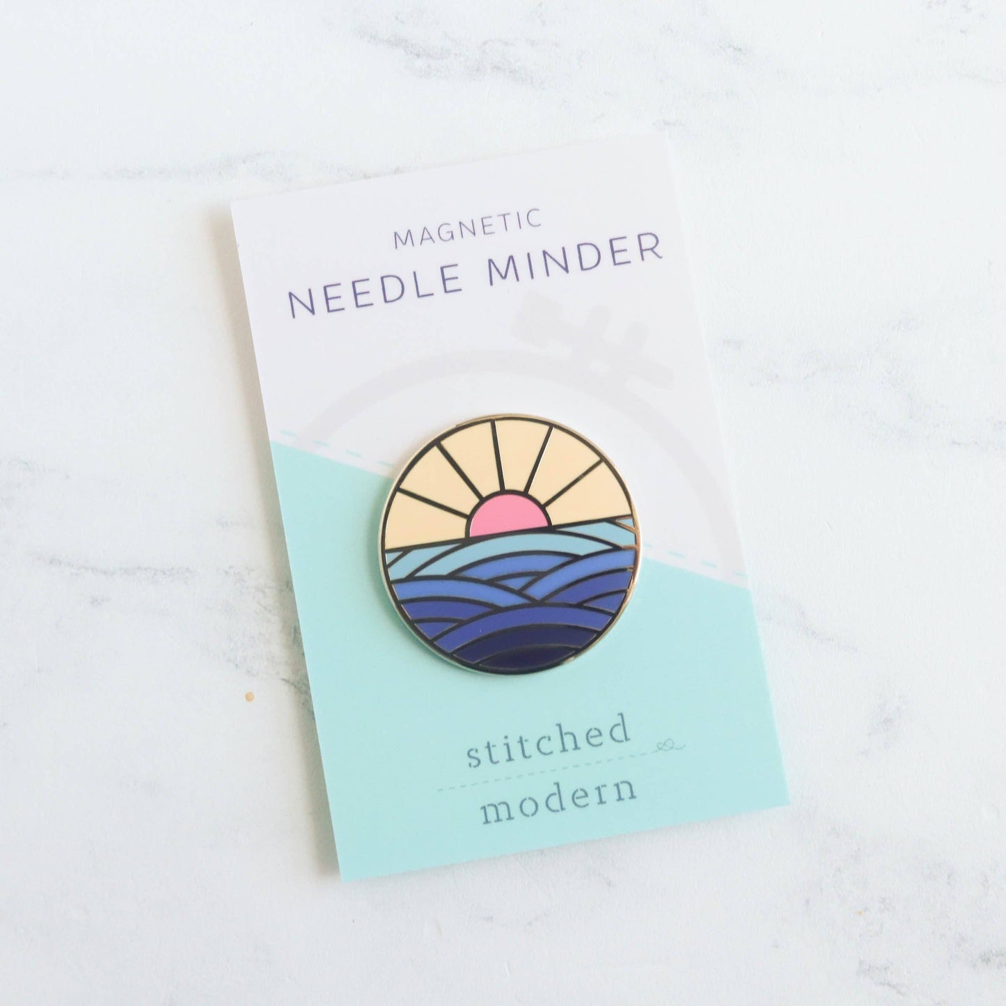 Yellow Horizon Magnetic Needle Minder