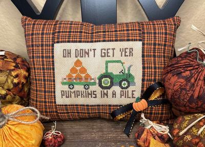 Pumpkins In A Pile - Frony Ritter Designs - 2026 Nashville Needlework Market PREORDER