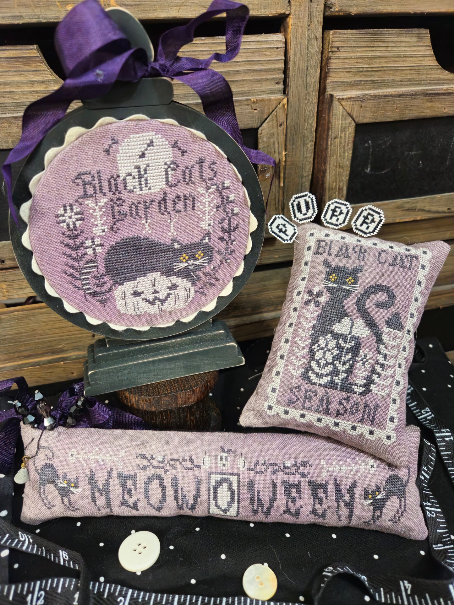 Meow O Ween- Quaint Rose Needle Arts