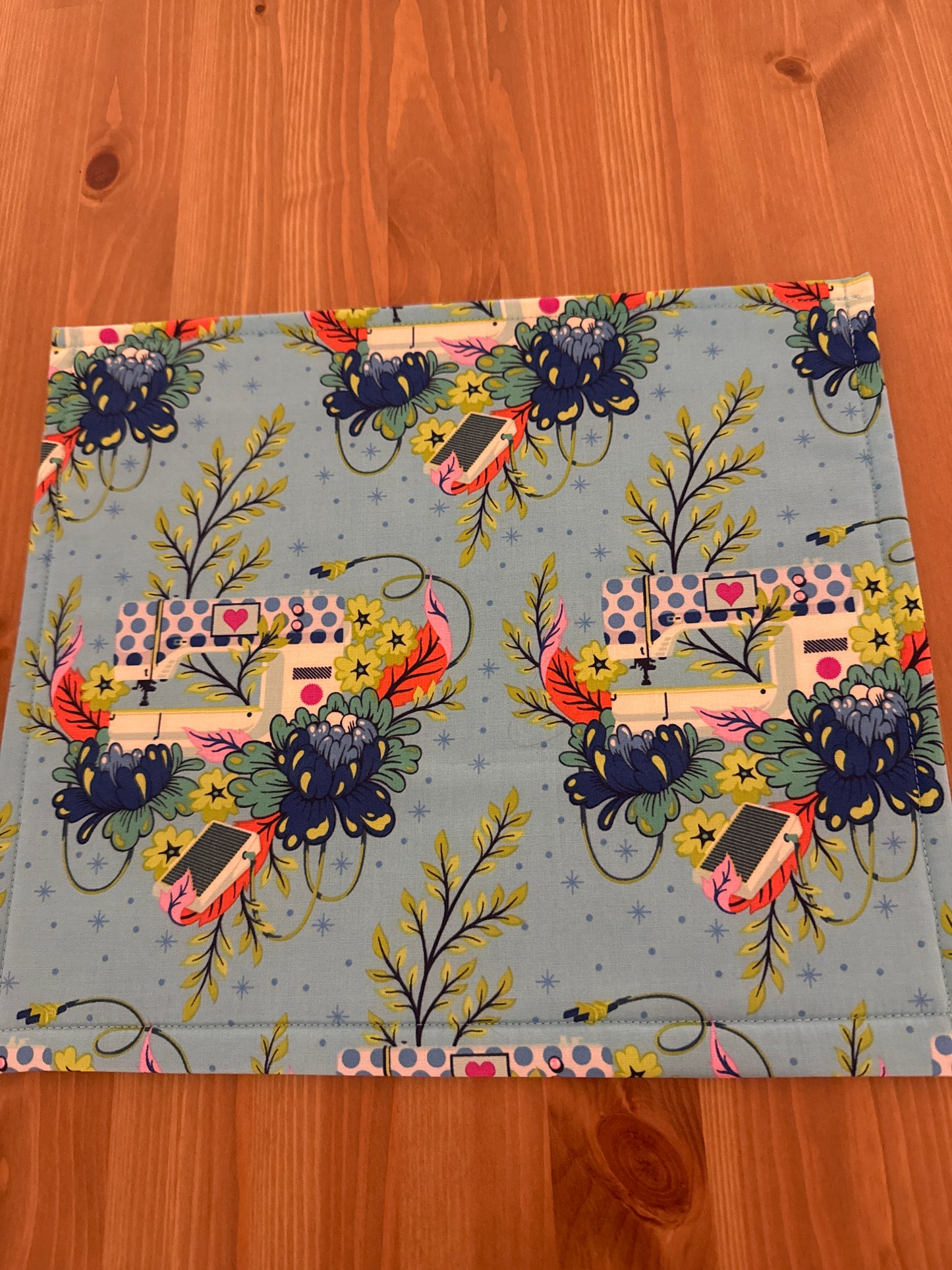 Tula Pink Blue Sewing Machine Vinyl Front Project Bag