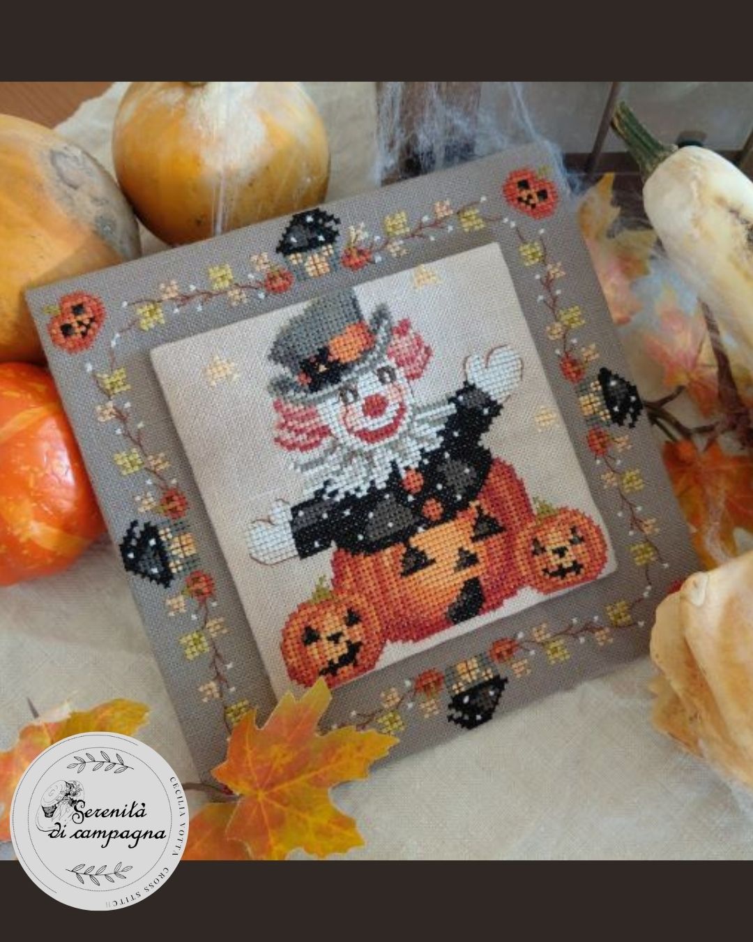 HALLOWEEN - STREGA Pagliaccio (Halloween - Clown) - Serenità di Campagna - 2026 Needlework Marketplace PREORDER