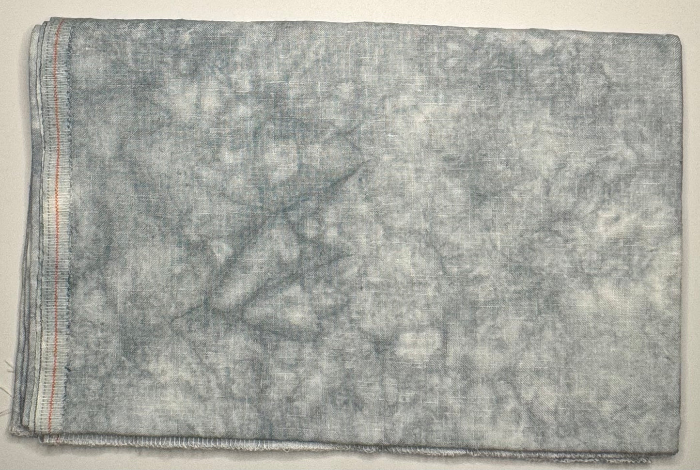 28 Count Cashel Linen - Old Man's Beard - Lapin Loops