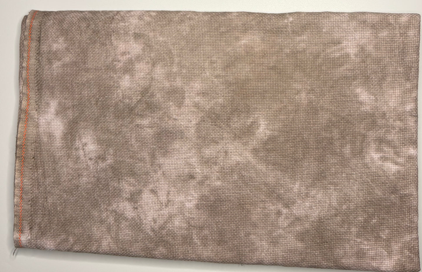 16 Count Aida - Mudlark - Lapin Loops