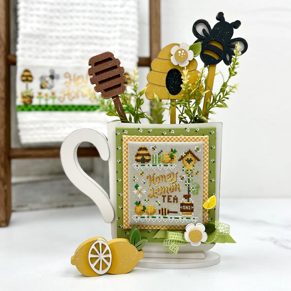 Mug Finishing Board - Paisley and Polka Dots
