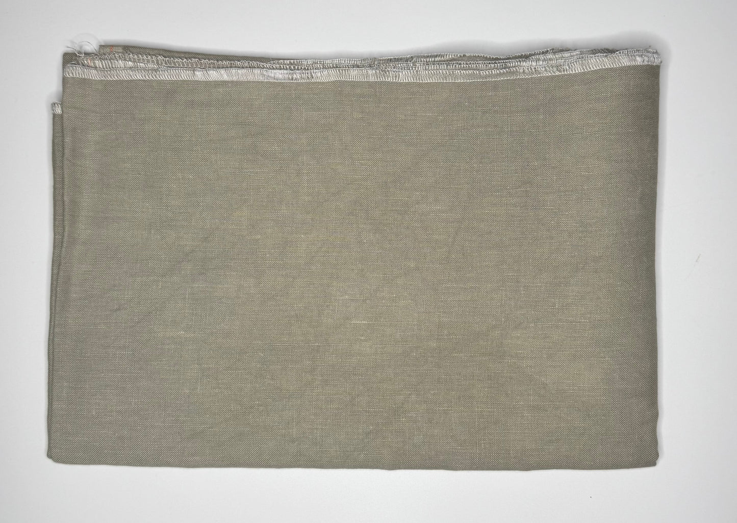 40 Count Newcastle Linen - Saltbush - Fox and Rabbit