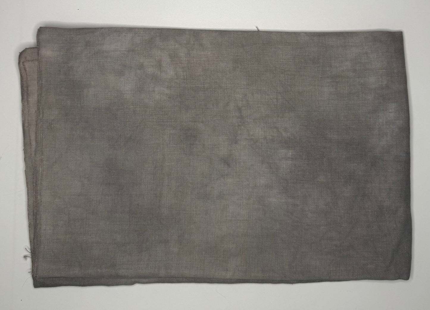 40 Count Linen - Cloud Gray - Mani di Donna