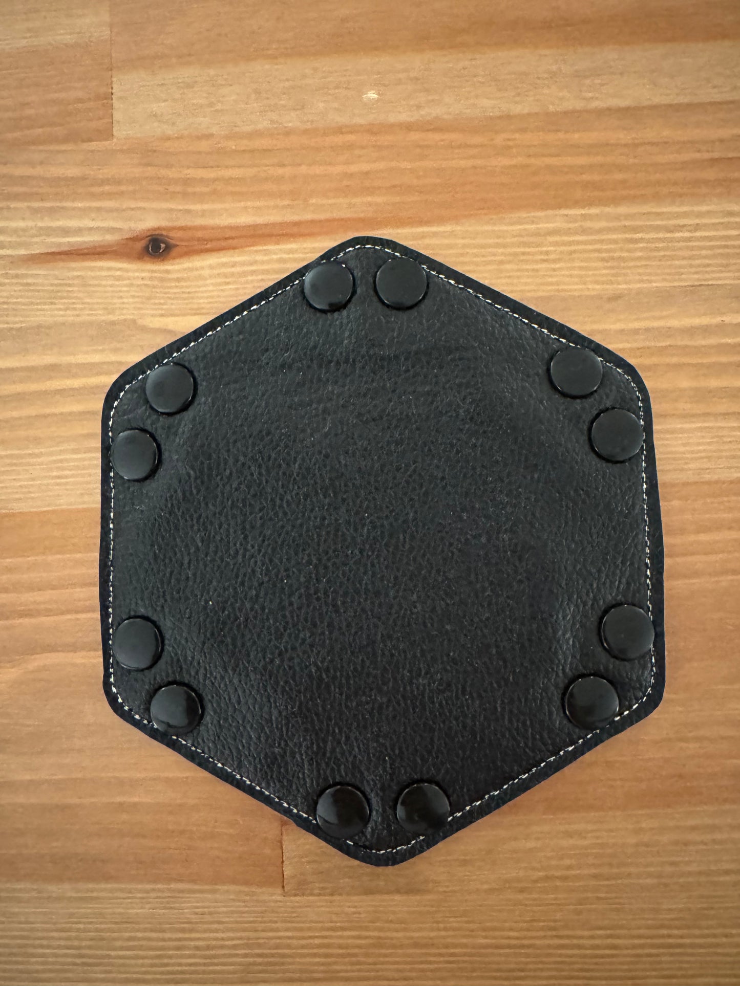 Red and Black Ort Snap Tray