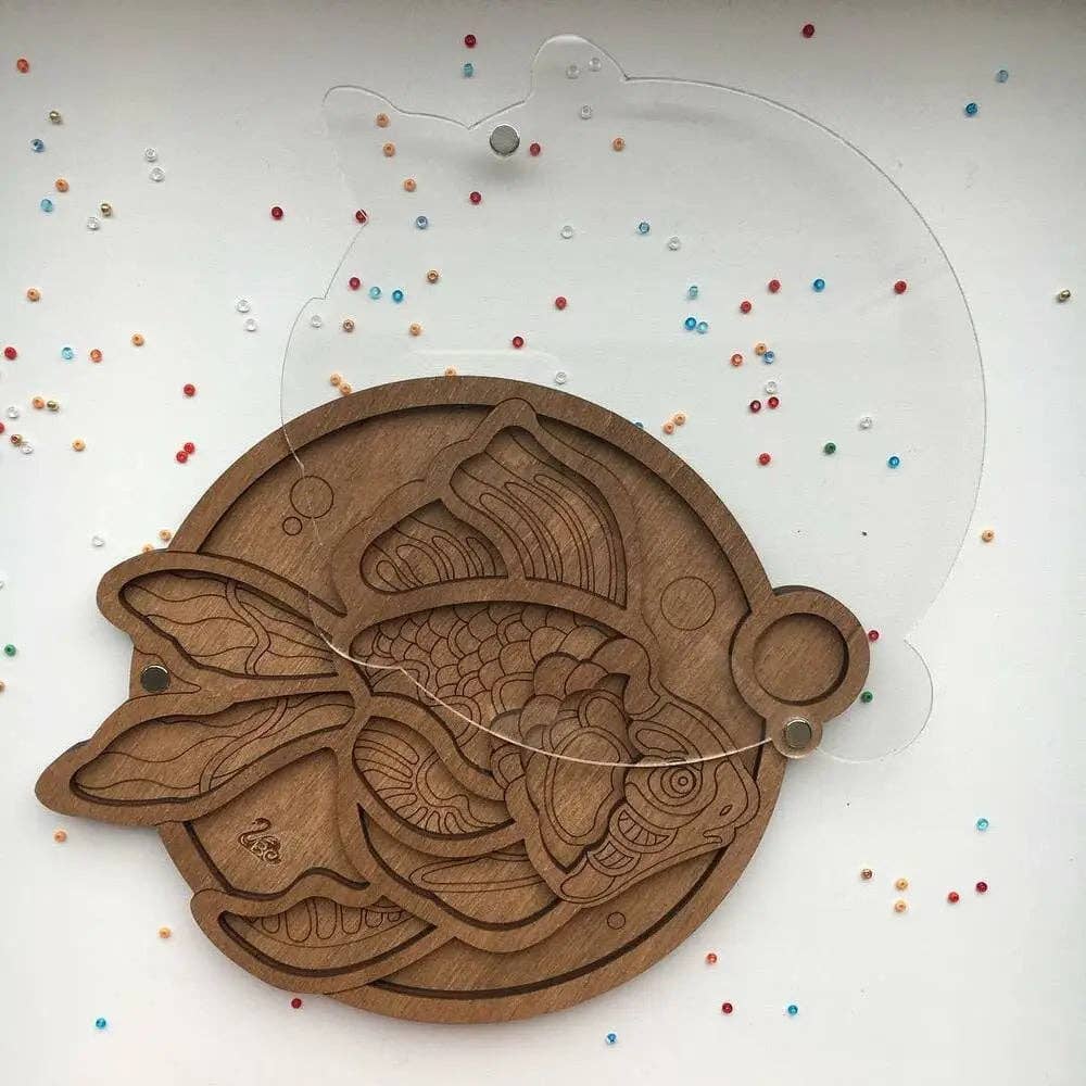 Fish Bead Organizer With Transparent Cover