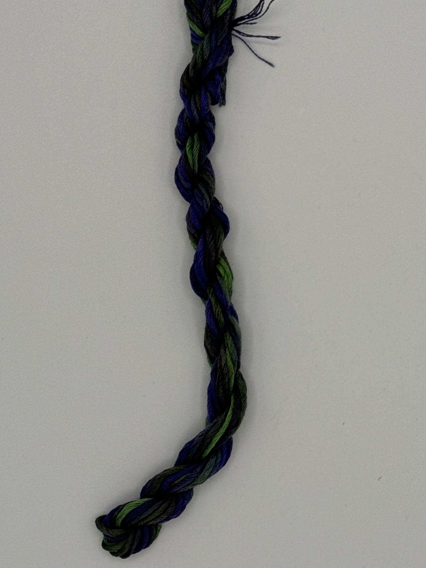 Caron Waterlilies Distant Hills (#153)