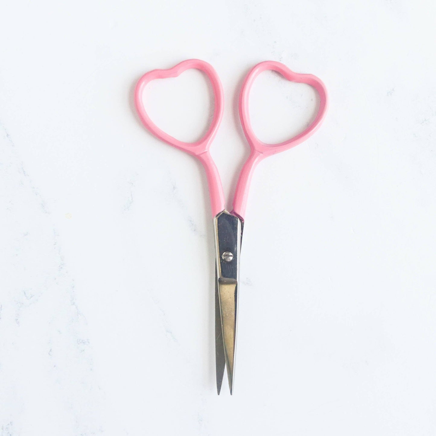Heart Embroidery Scissors: Bubble Gum