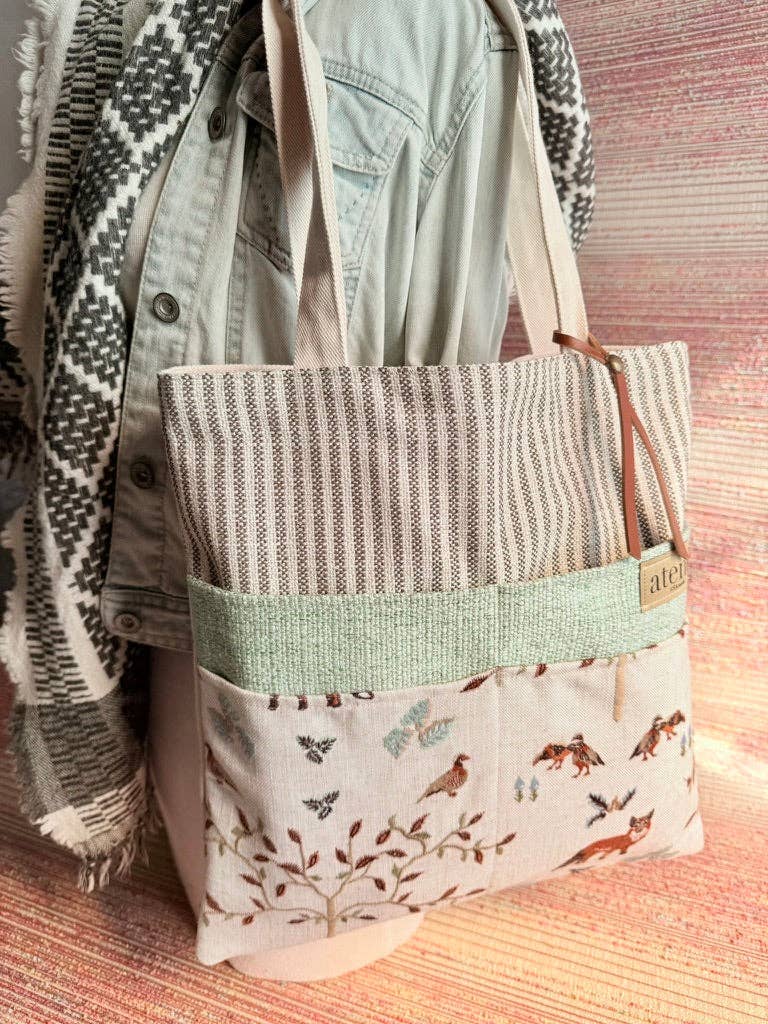 Foxy Tutto: Elegant & Versatile - Atenti