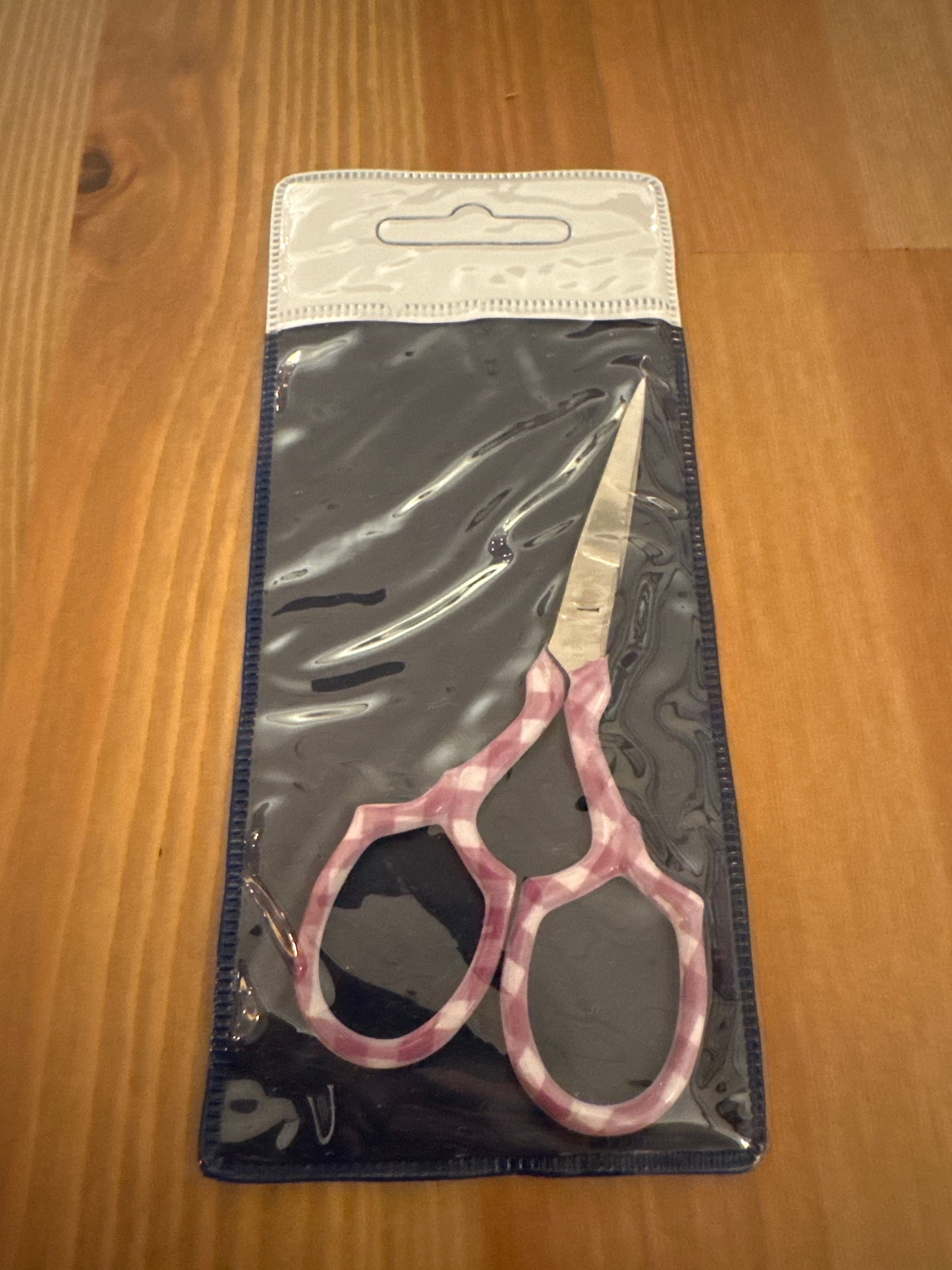 Purple Gingham Dinky Dyes Scissors