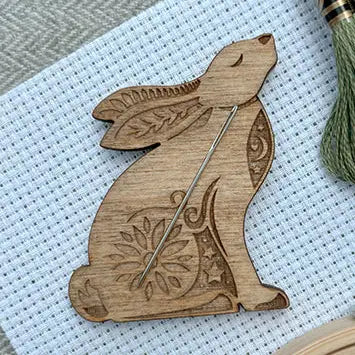 Stargazing Rabbit Needle Minder