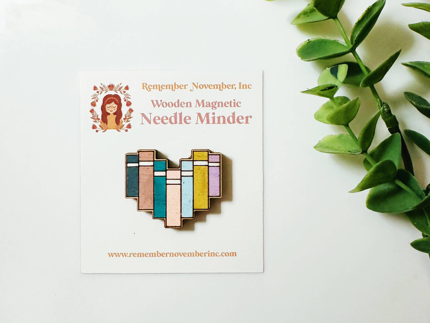 Book Wooden Needle Minder