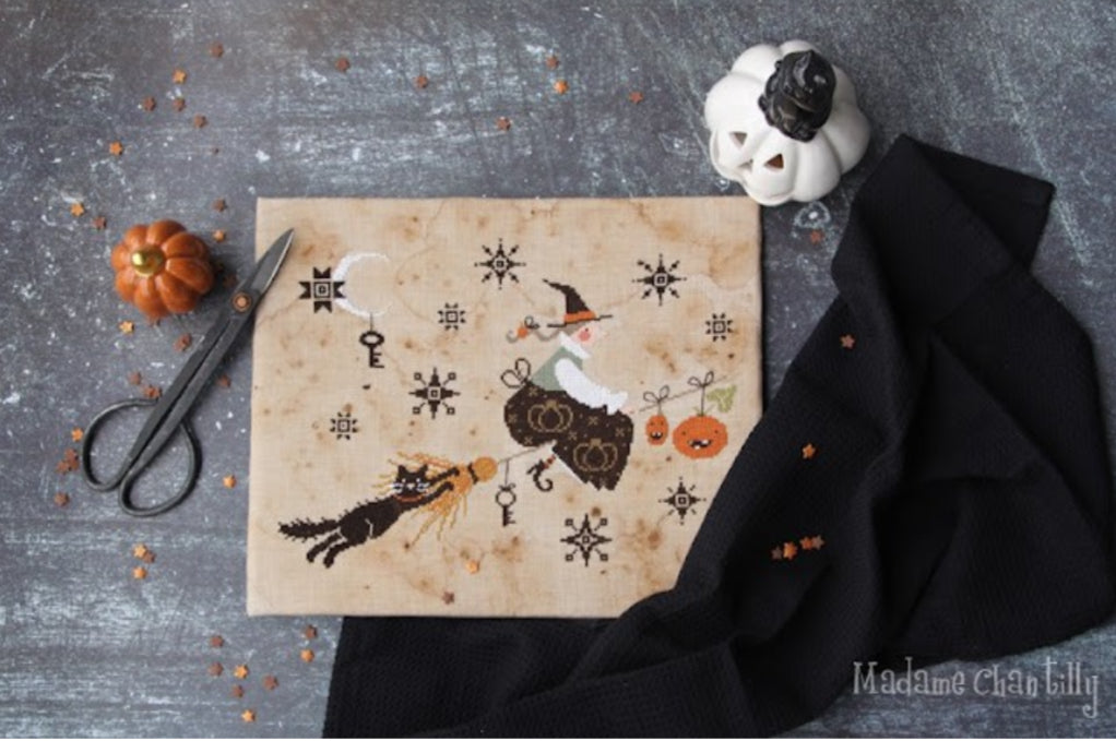 Halloween Flight - Madame Chantilly