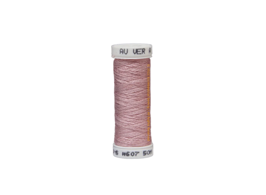 #607 - 100.3 Au Ver A Soie Silk Thread