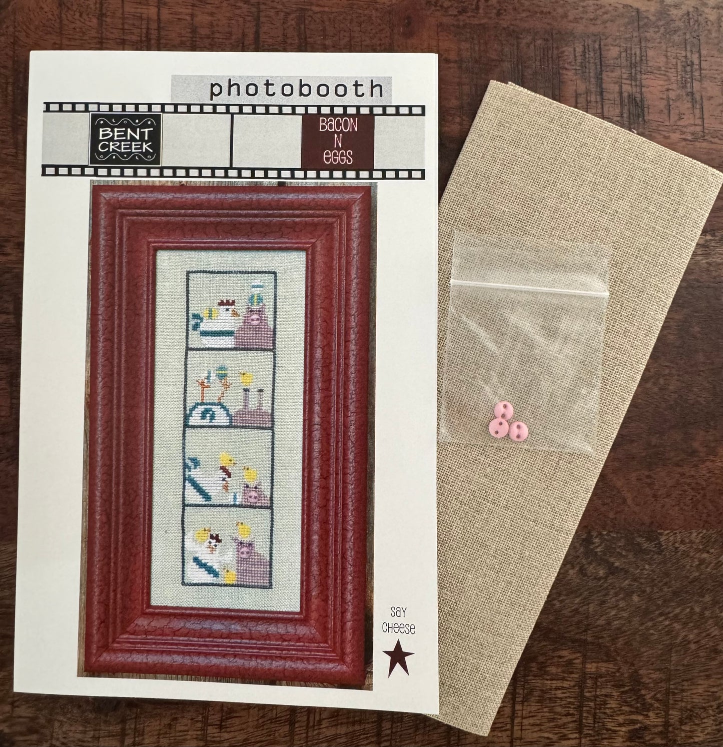 Bacon N Eggs Photobooth Kit - Bent Creek