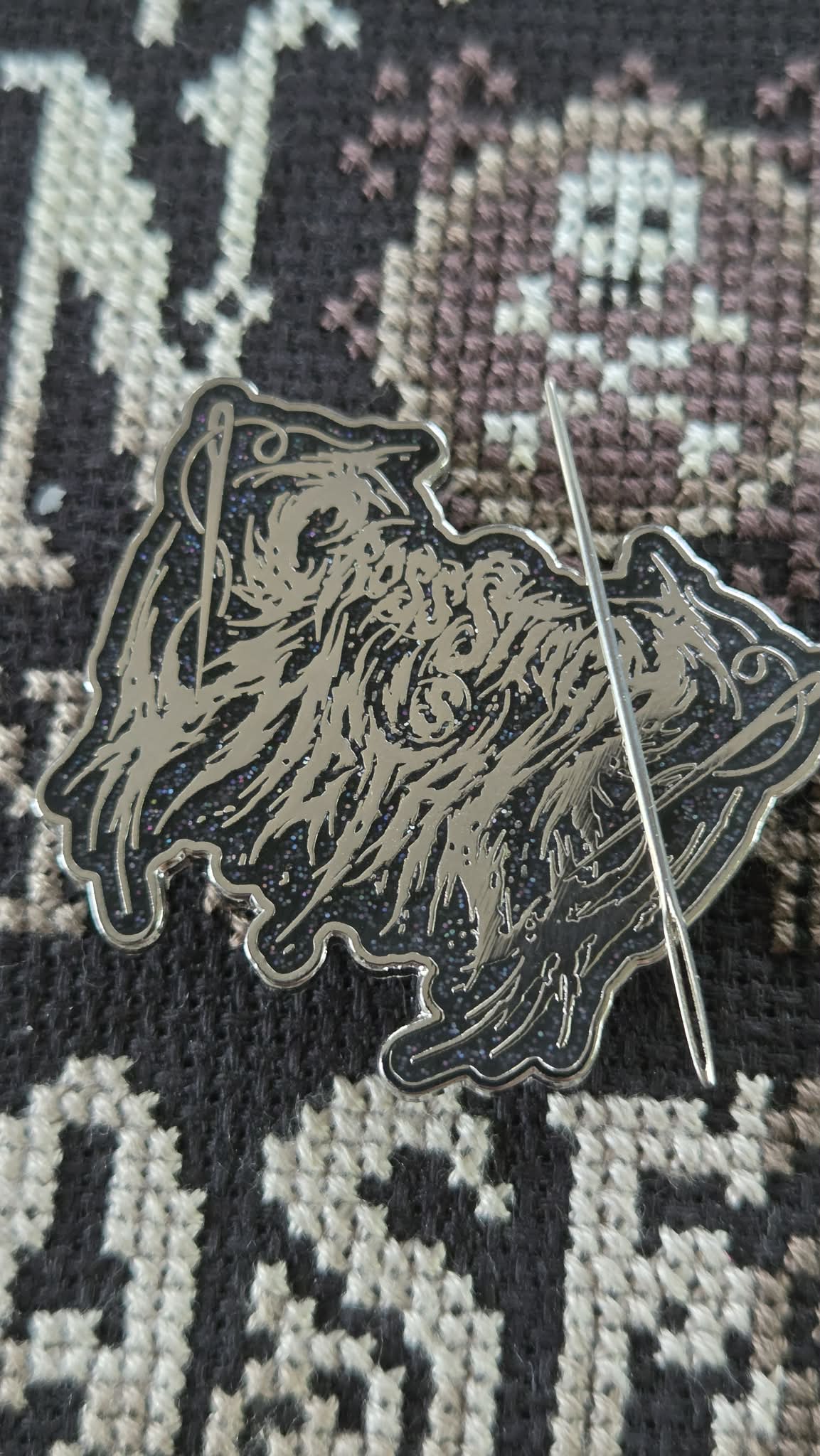 Cross Stitch is Metal Needle Minder