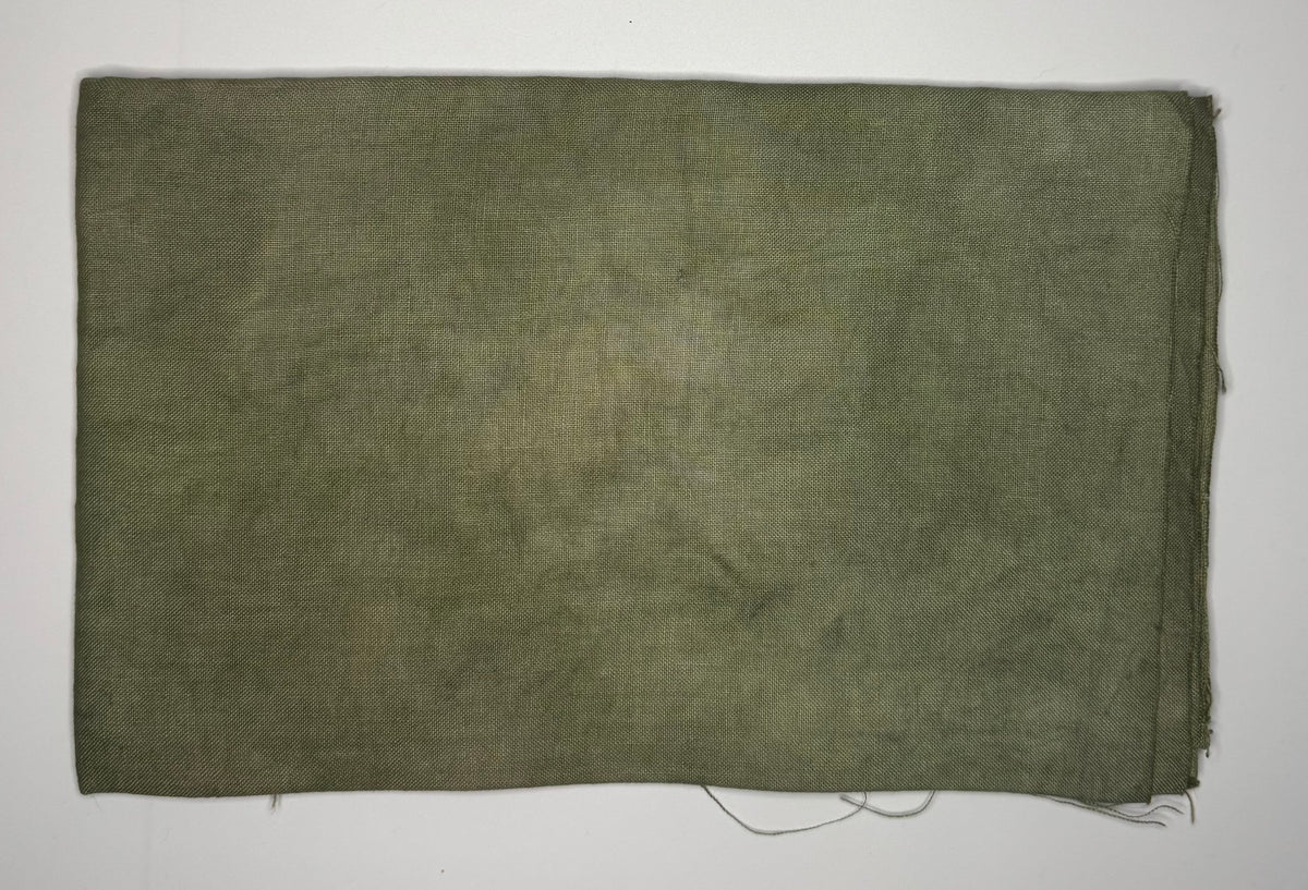 40 Count Linen - Puntini Moody Green - Mani di Donna