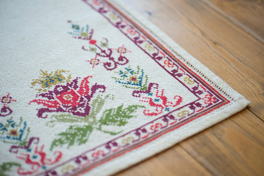 Mediterranean Floral table runner Cross Stitch Pattern - Avlea Folk Embroidery