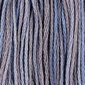 O561 Shimmering Denim Valdani 6-Ply Thread