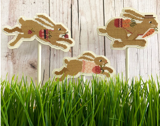 Bunny Trio Display Board for Bunny Thieves Pattern from Chantelle 141 Design Company