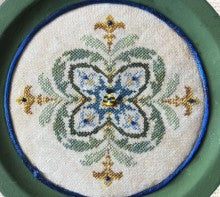 Bee Happy - Keslyns - 2026 Needlework Marketplace PREORDER