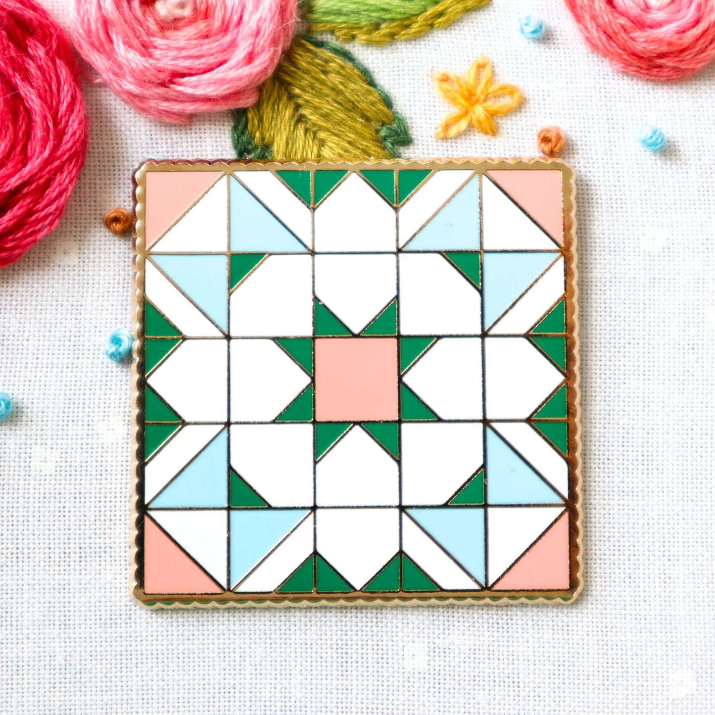 Shining Star Quilt Block Needle Minder - Flamingo Toes