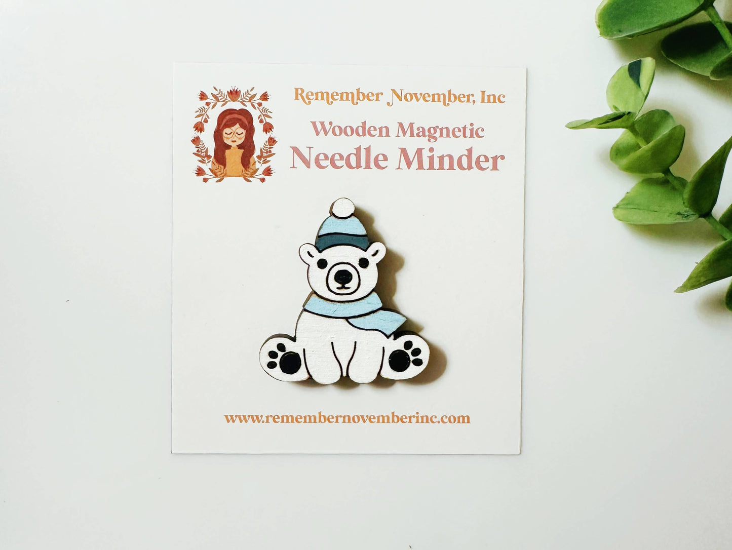 Polar Bear Wooden Needle Minder