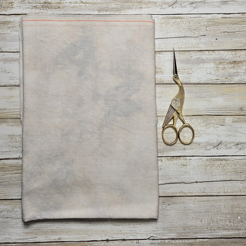 36 Count Edinburgh Linen - Graveyard Mist - Lapin Loops