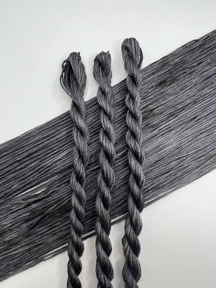 Moonlit Graveyard - Pirate + Robin Floss