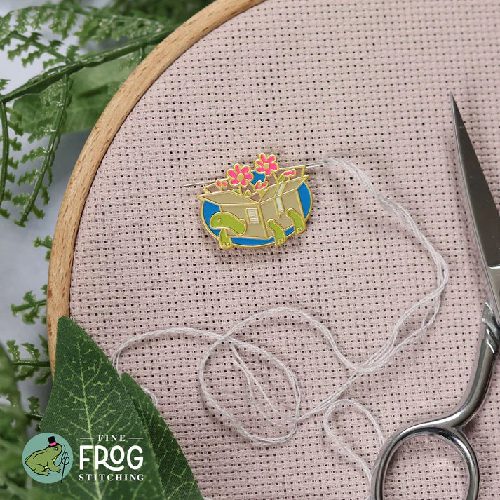 Box Turtle Needle Minder - Fine Frog Stitching