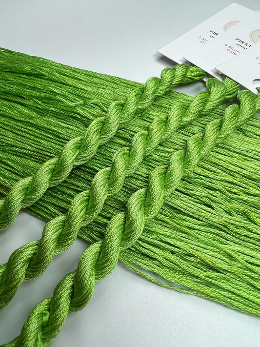 Pear - Pirate + Robin Floss