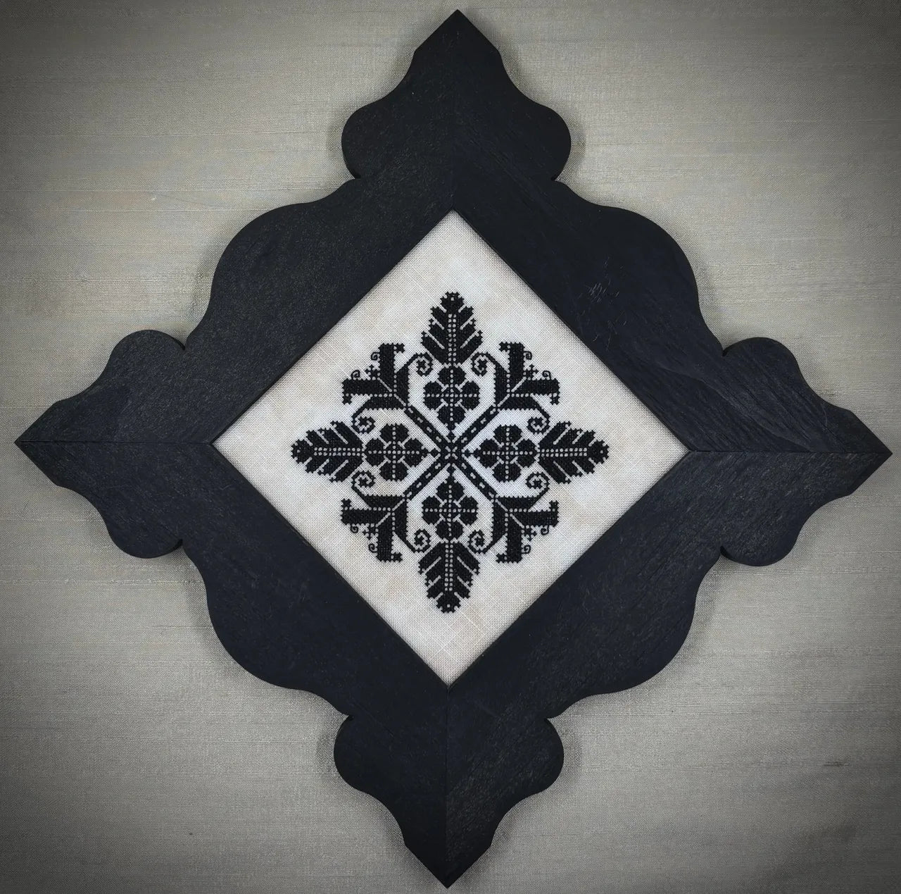 Rococo - Needlemade Designs
