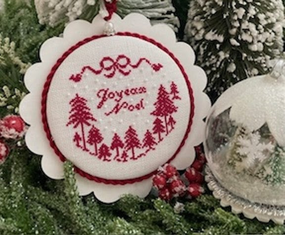 Christmas Tree Bauble - JBW Designs