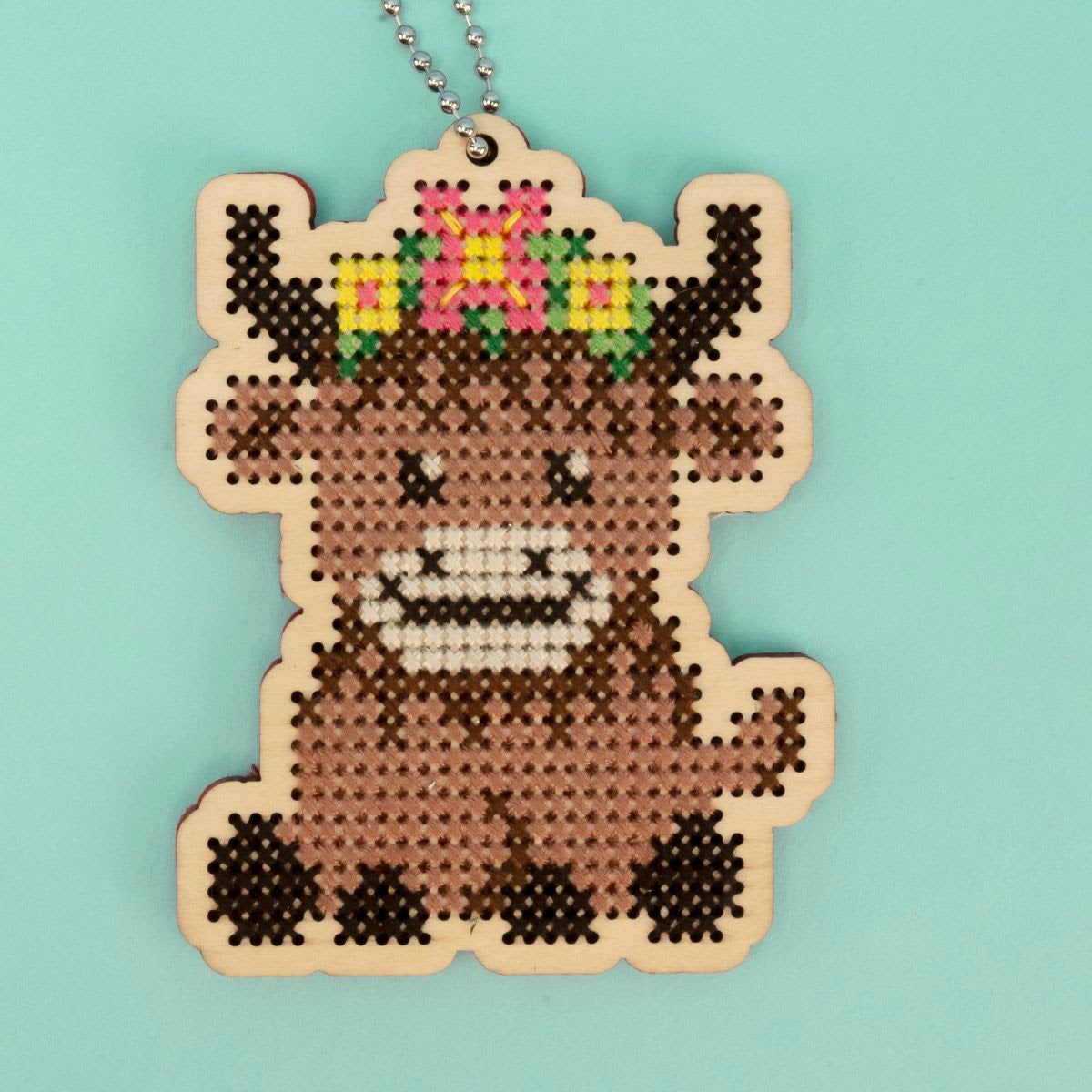 Hettie the Highland Cow Kit - Canadian Stitchery - 2026 Needlework Marketplace PREORDER
